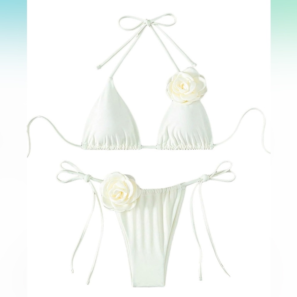 Swimsuit with Floral detail